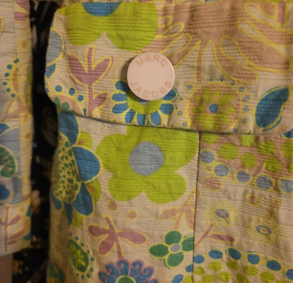 Vintage Marc Jacobs Mod Floral Pattern Light Green Trench Coat - Picture 4 of 6